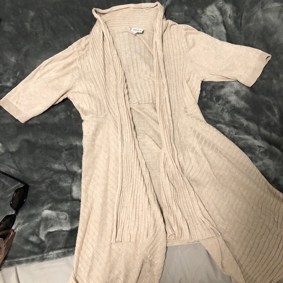 Long soft beige Top - Picture 4 of 4